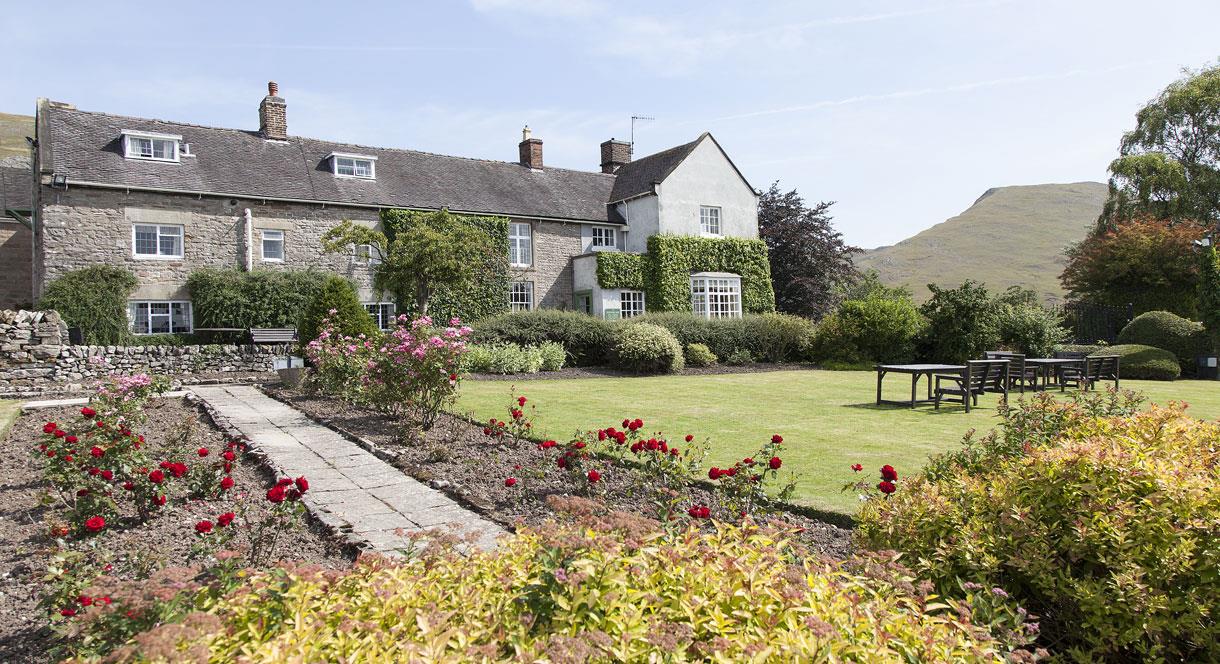 Historic Izaak Walton Hotel